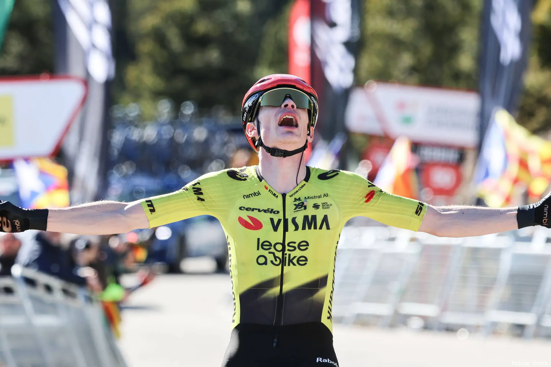 Jonas Vingegaard, estrella de Visma - Lease a Bike.