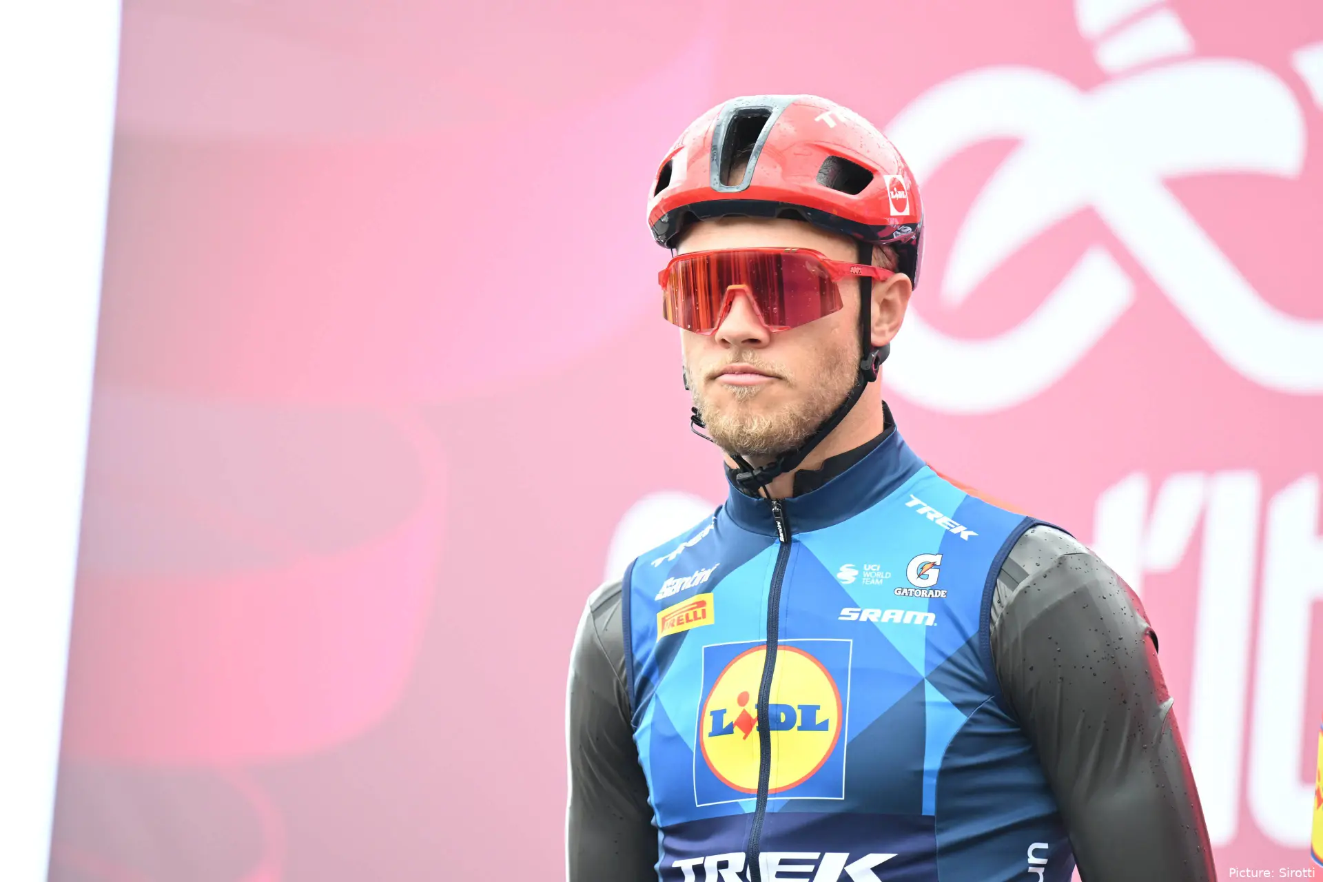 Jonathan Milan, en el Giro de Italia 2026.