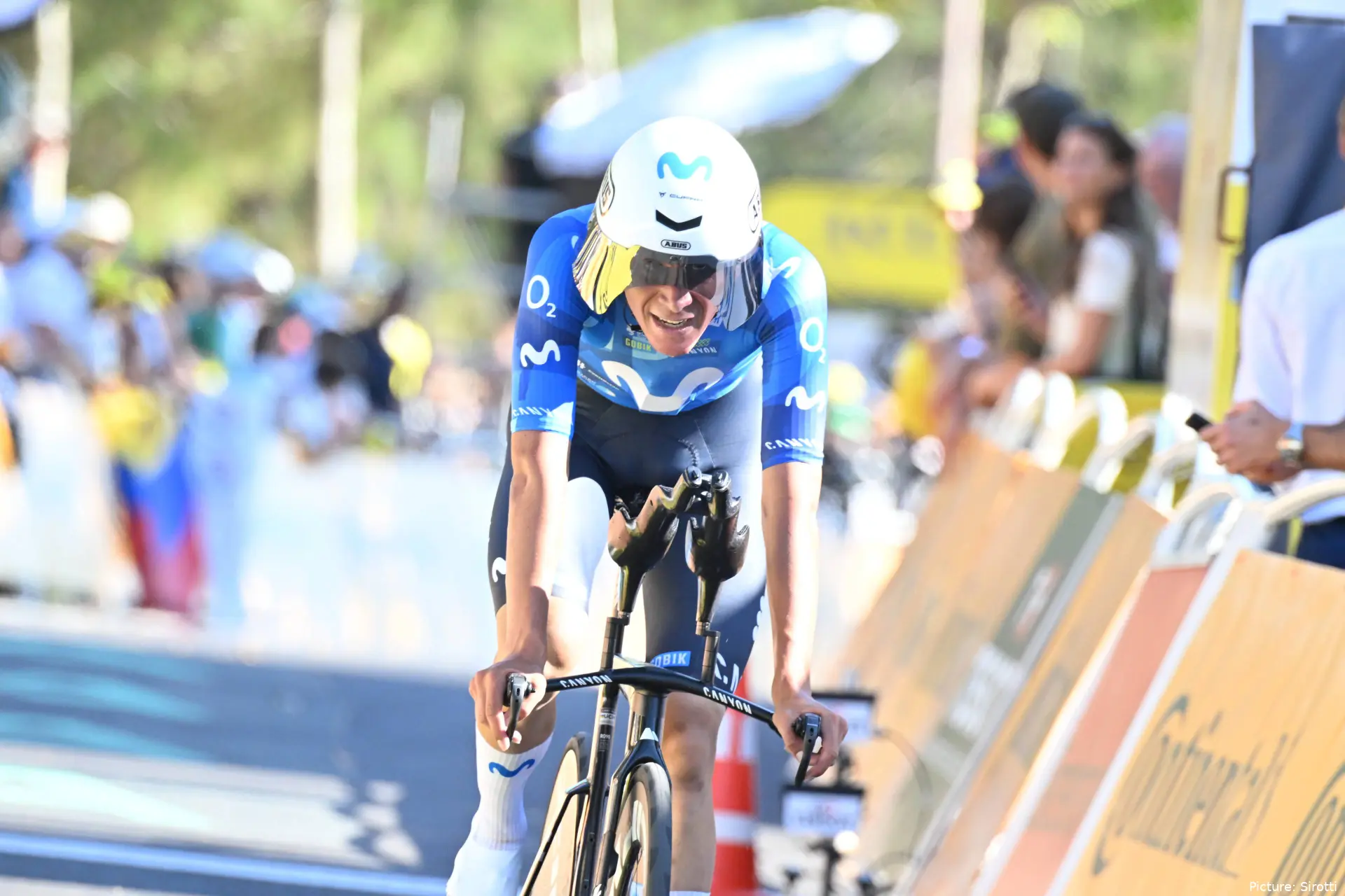 Cian Uijtdebroeks, ciclista de Movistar Team