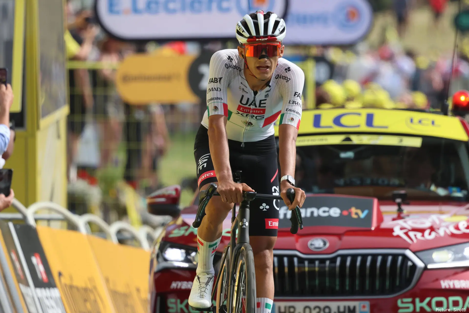 Isaac del Toro, en el Tour de Francia 2026.