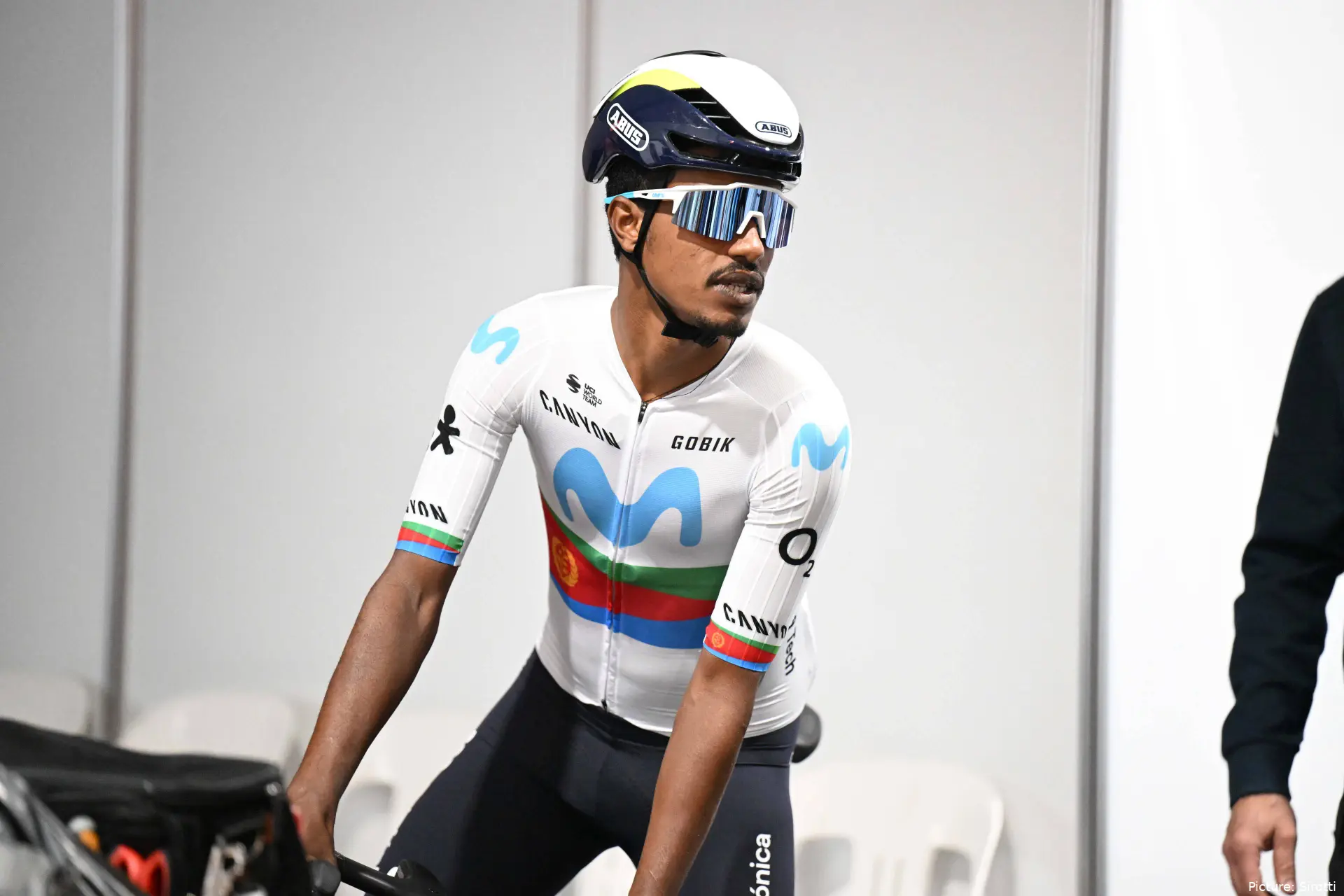 natnael tesfatsion movistar team equipo
