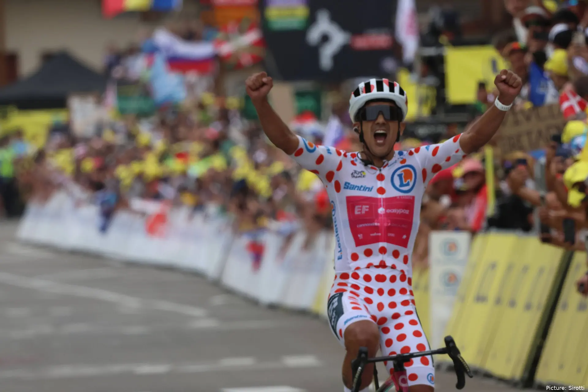Richard Carapaz en el Tour de Francia 2026