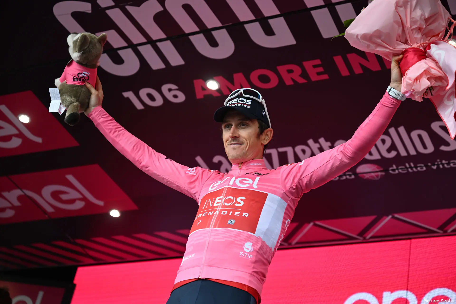 Geraint Thomas in the Maglia Rosa at the 2023 Giro d'Italia