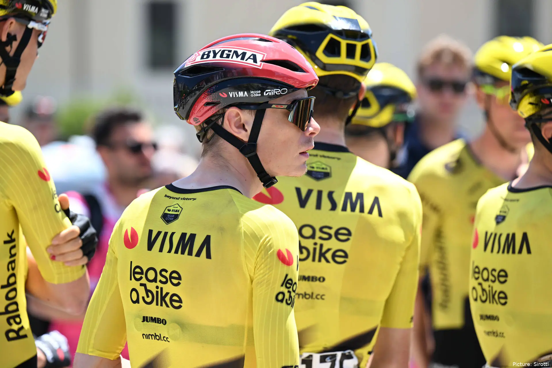 Jonas Vingegaard ahead of stage 4 at the 2026 Giro d'Italia