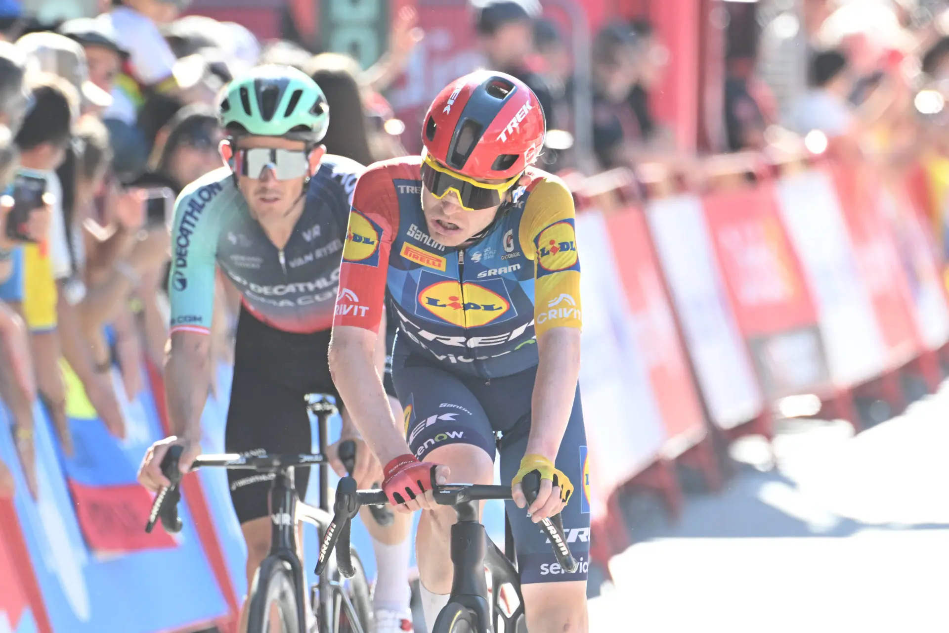 Mattias Skjelmose crosses the line on stage 4 of the 2026 Vuelta a Espana