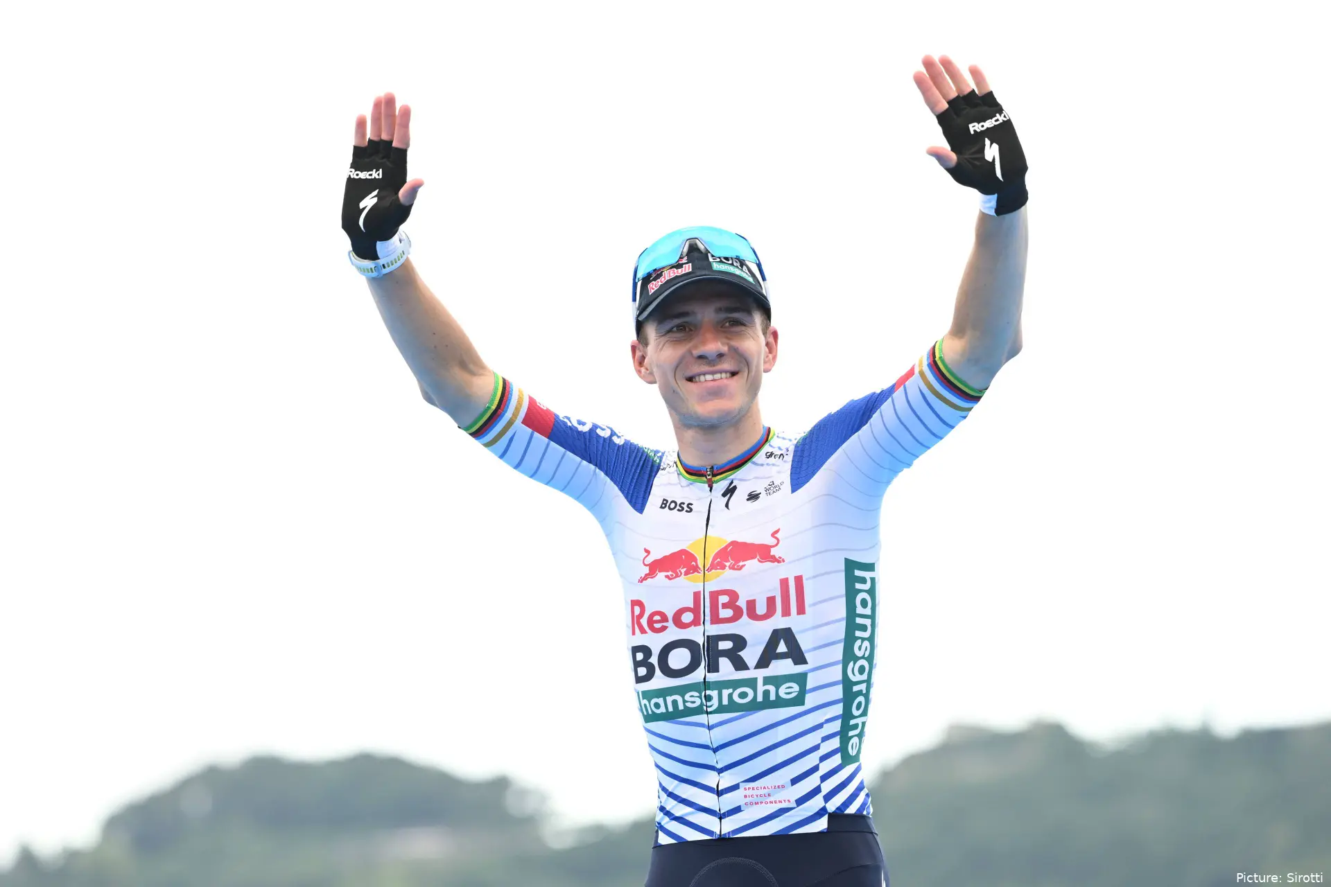 Remco Evenepoel at Clasica San Sebastian 2026