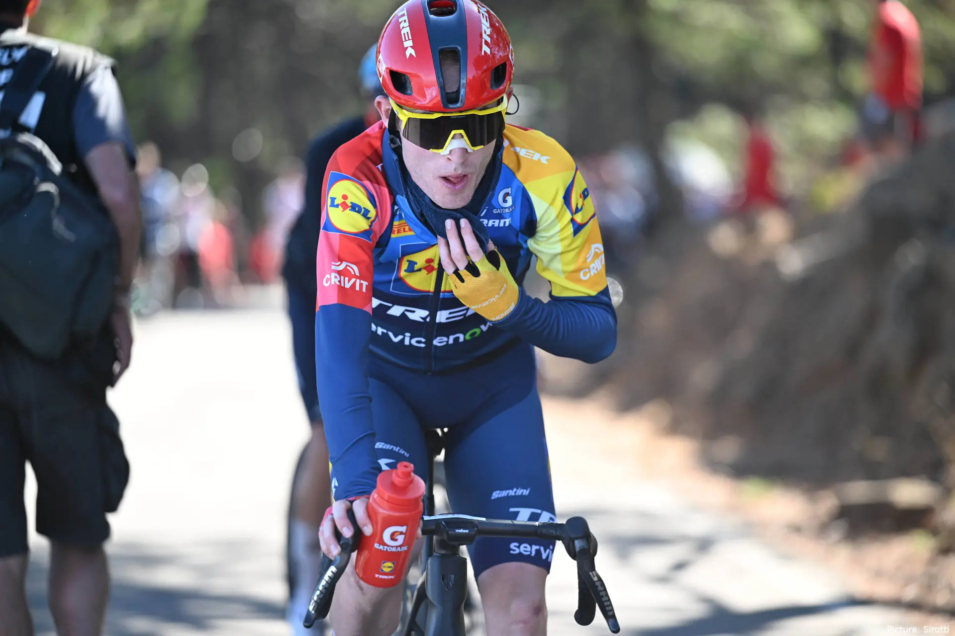 Mattias Skjelmose on Stage 19 of the 2026 Vuelta a Espana