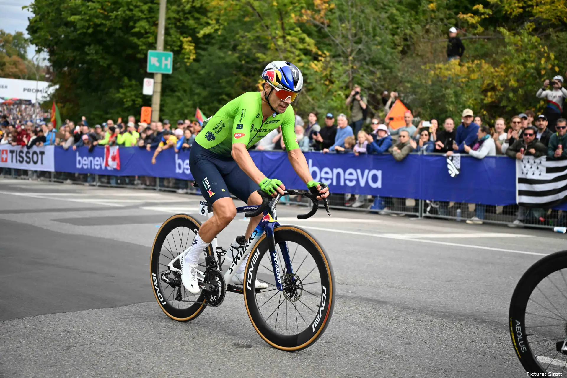 Primoz Roglic in action at the 2026 Montreal World Championships