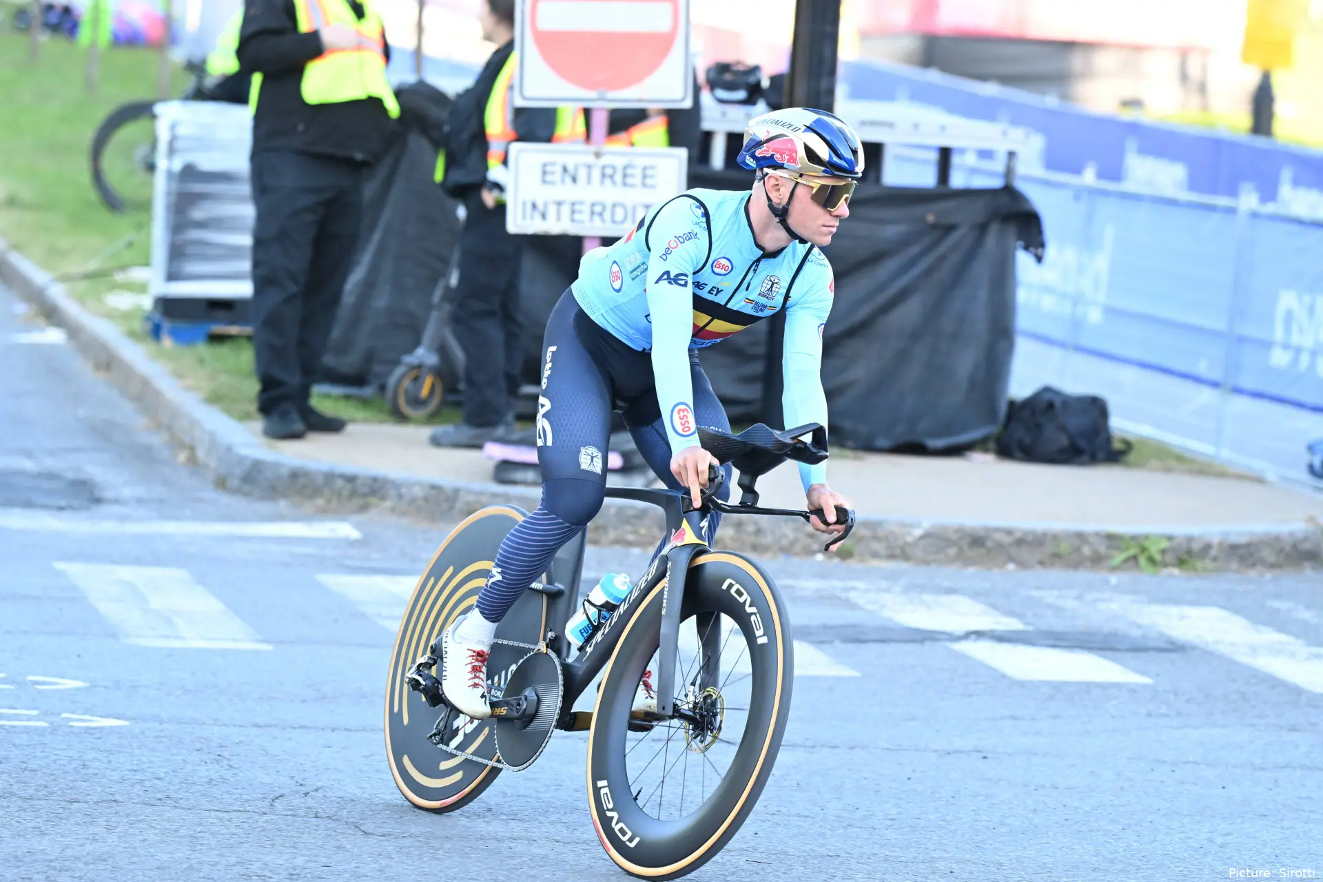 Remco Evenepoel recons the World Championship time trial