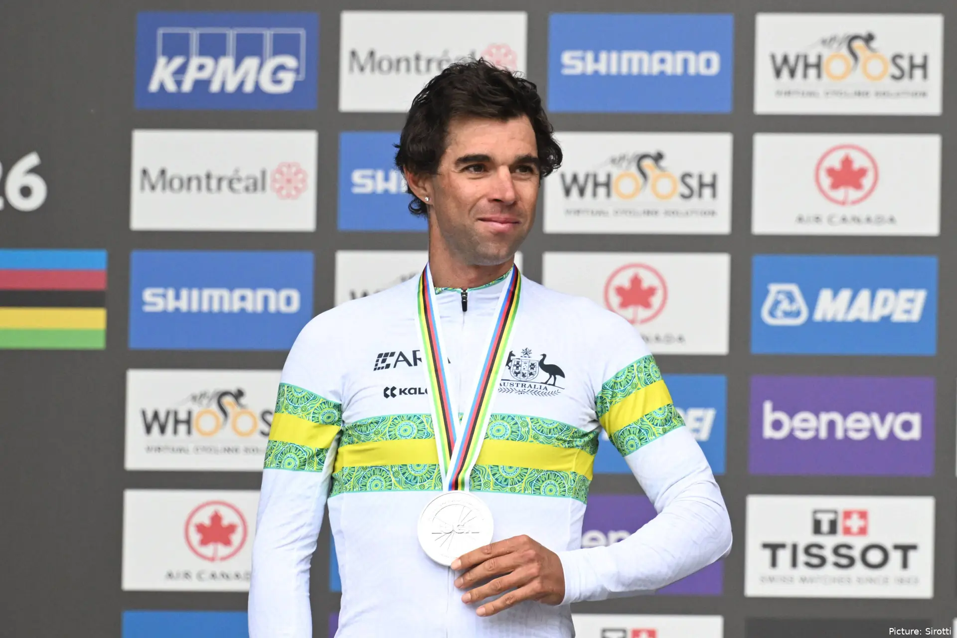 Michael Matthews auf dem Podium der Weltmeisterschaften 2026 in Montreal