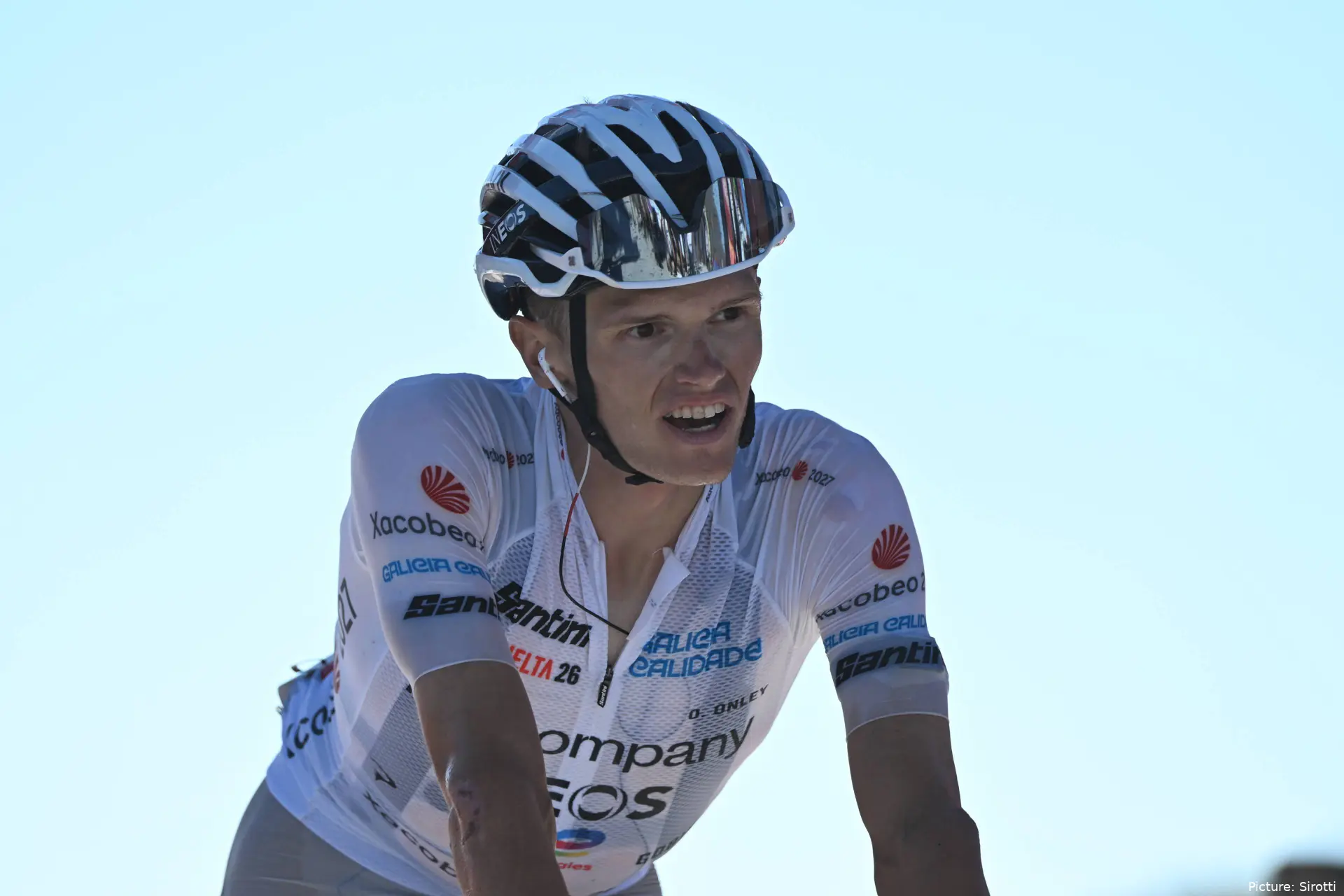 Oscar Onley crosses the line on Stage 20 of the 2026 Vuelta a Espana