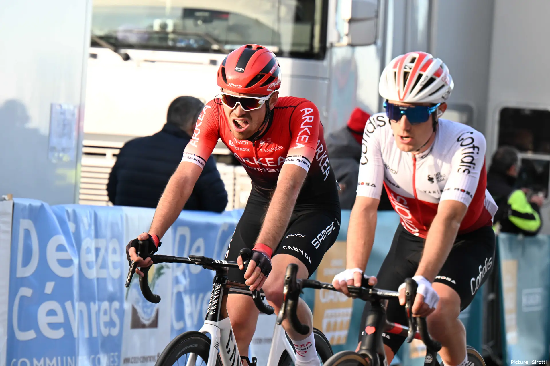 Thibault Guernalec raakte ernstig gewond na een frontale aanrijding tijdens training in Bretagne