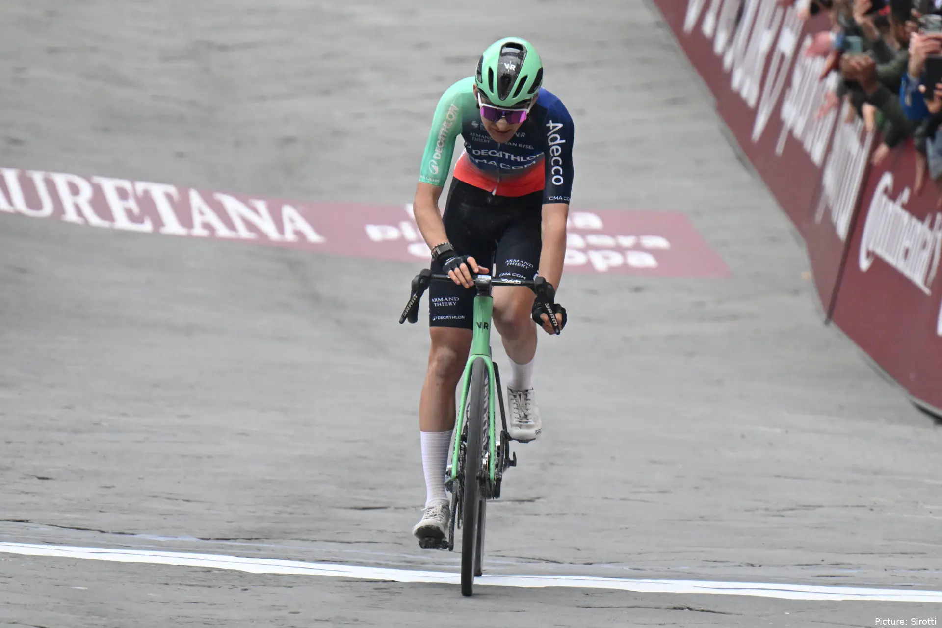 Paul Seixas tijdens Strade Bianche 2026