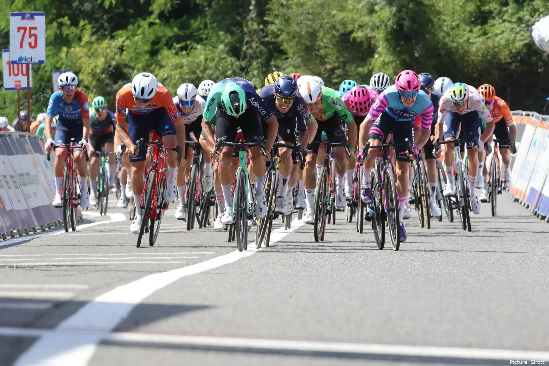Sprintfinale bij La Route d'Occitanie 2026