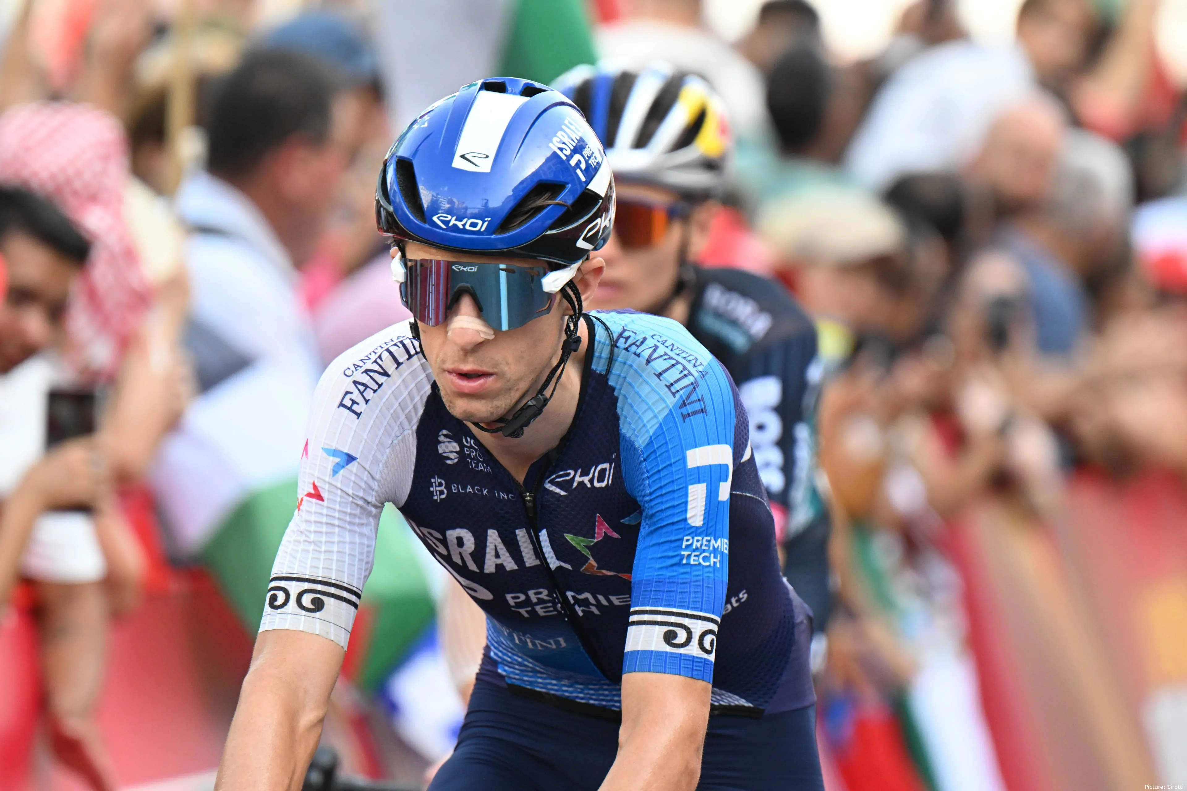 George Bennett, estrella del equipo NSN Cycling Team