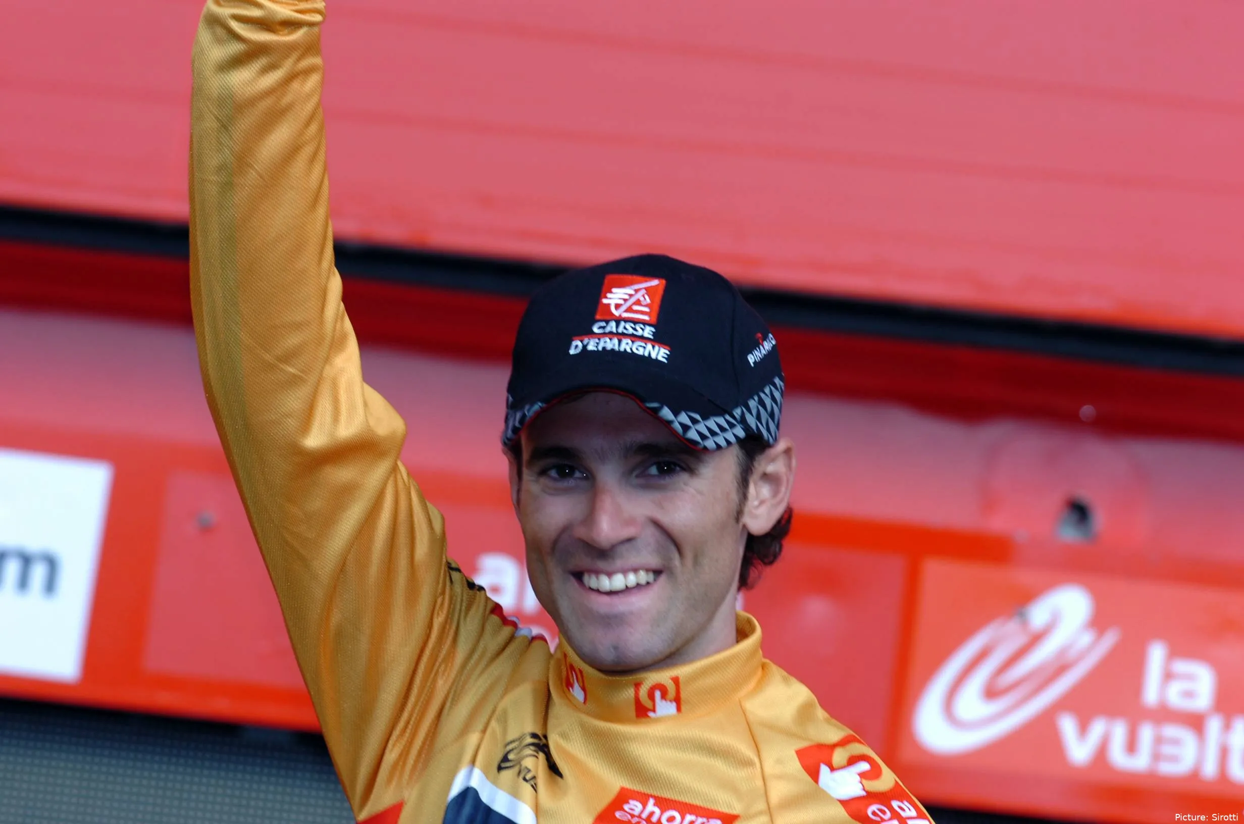 Alejandro Valverde, celebrando su victoria en la Vuelta