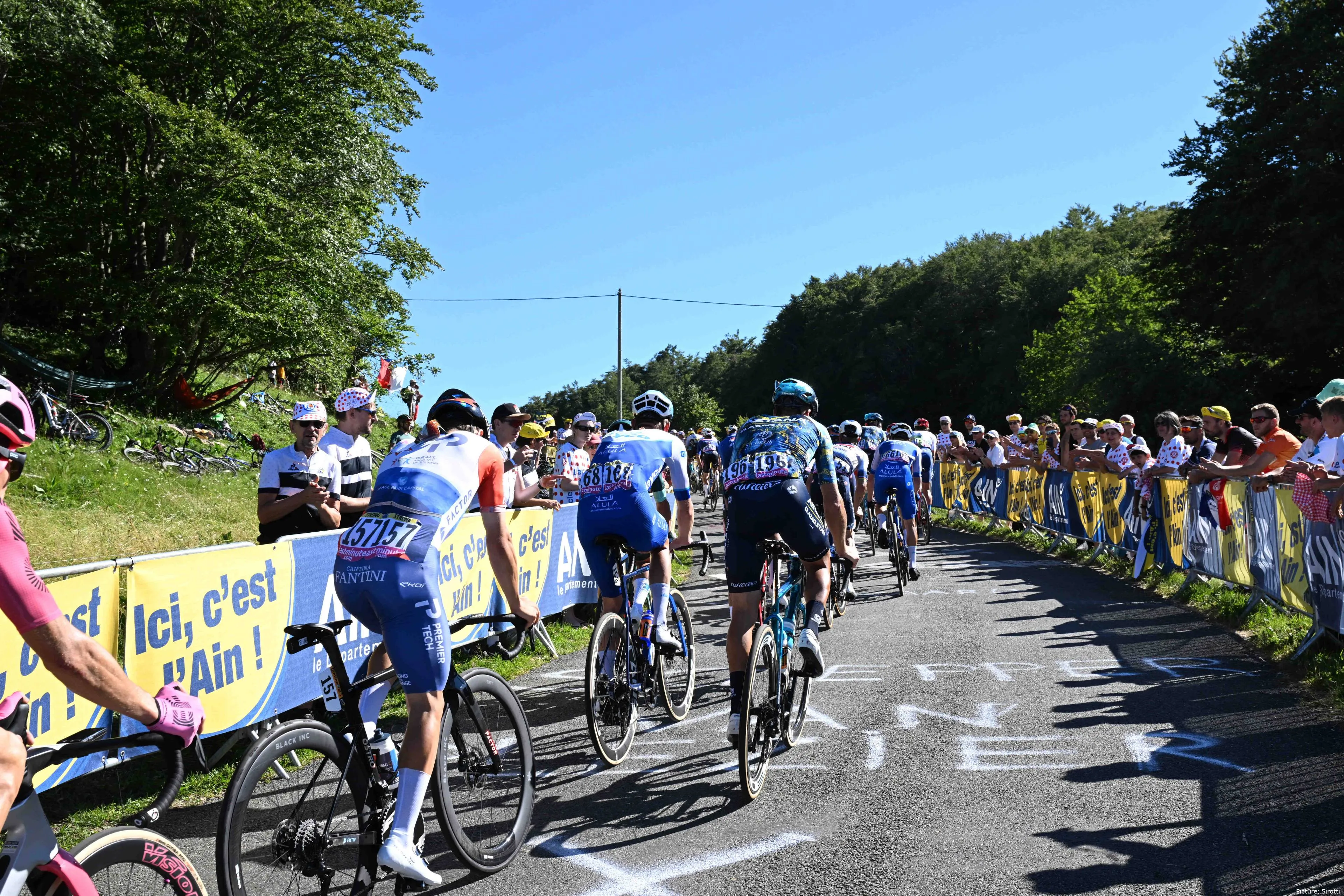 Tour Auvergne Rhône-Alpes 2026, subida imporante