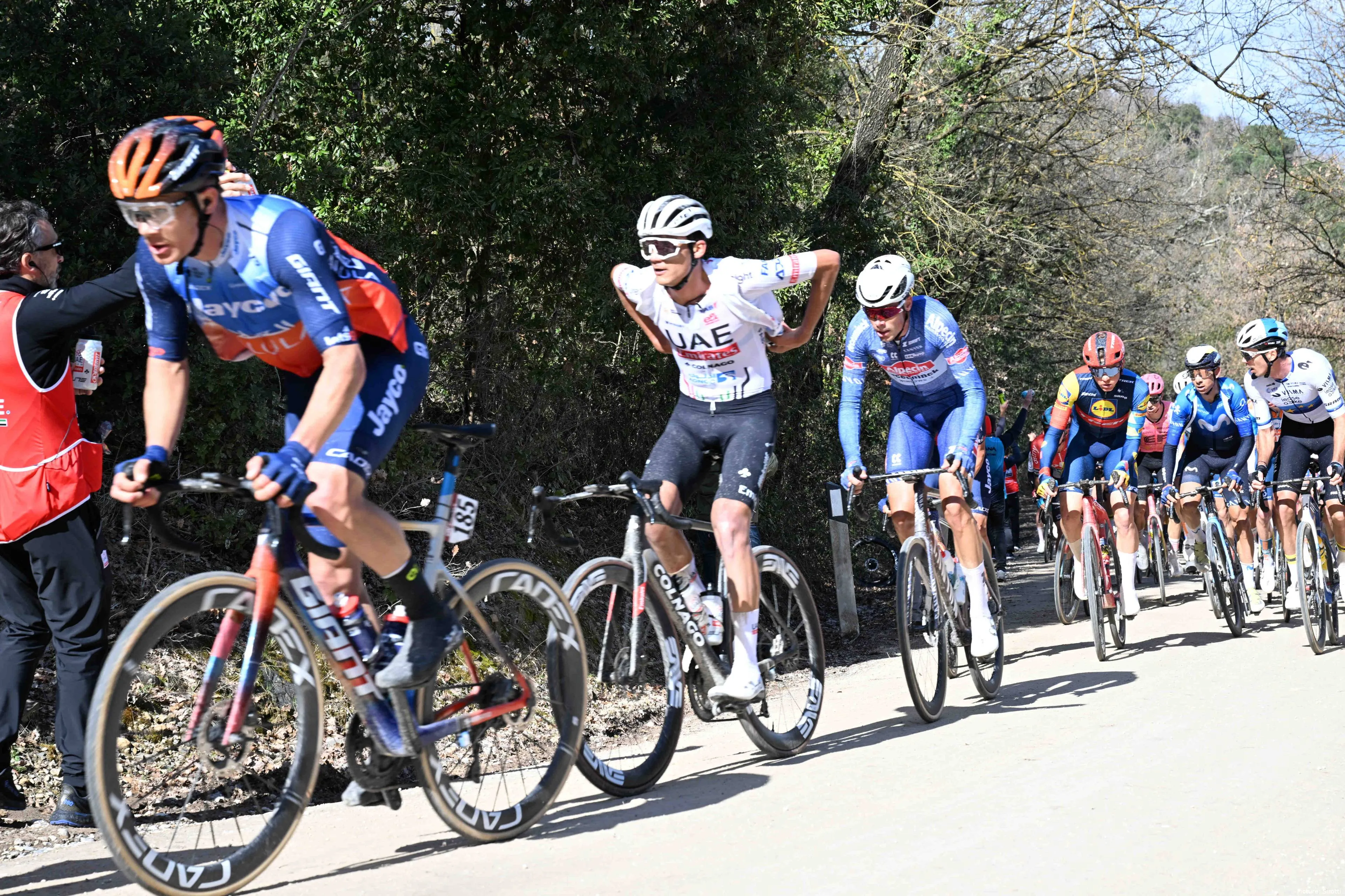 Isaac del Toro, ciclista de UAE