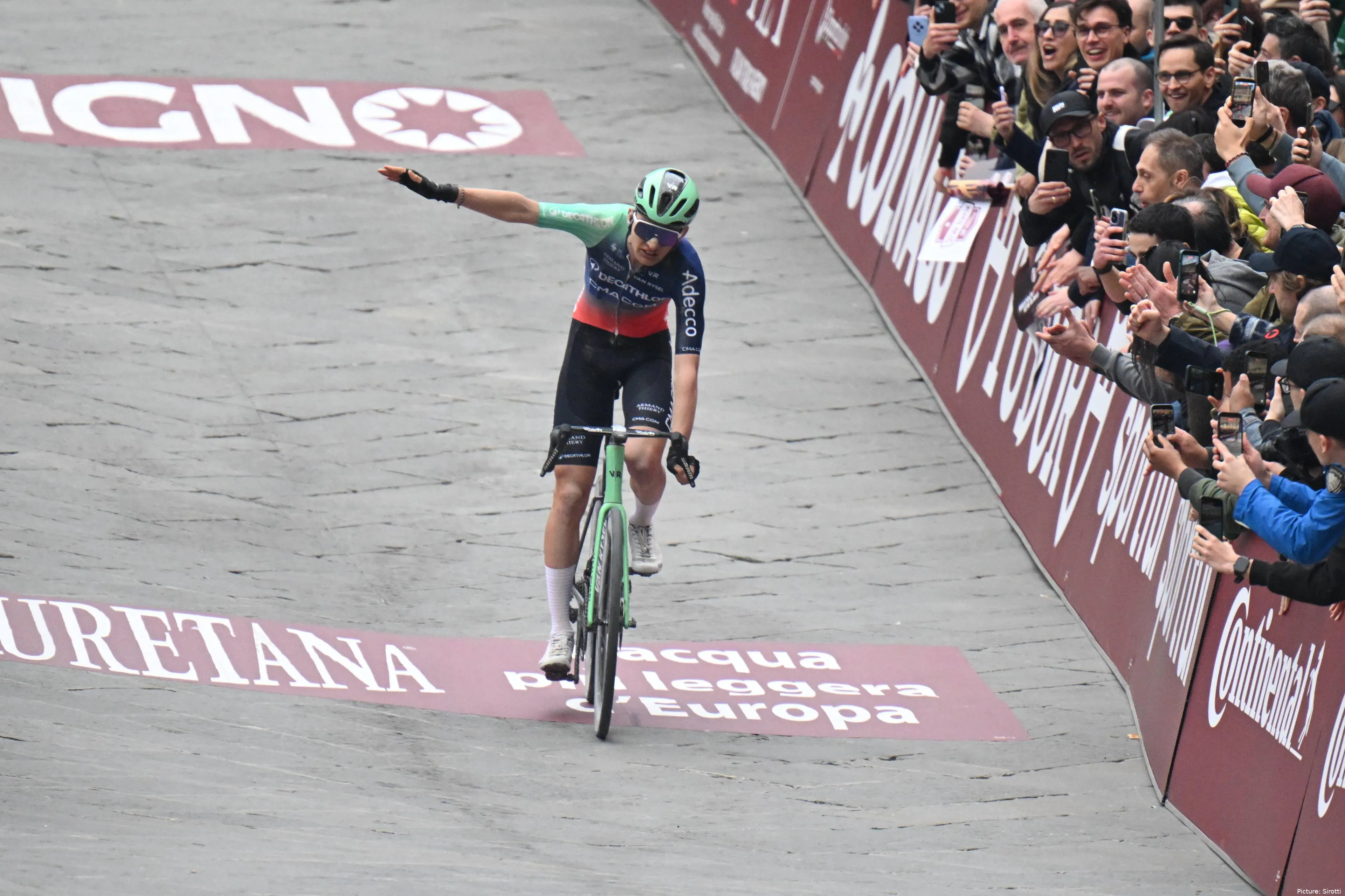 Paul Seixas, podium en la Strade Bianche 2026