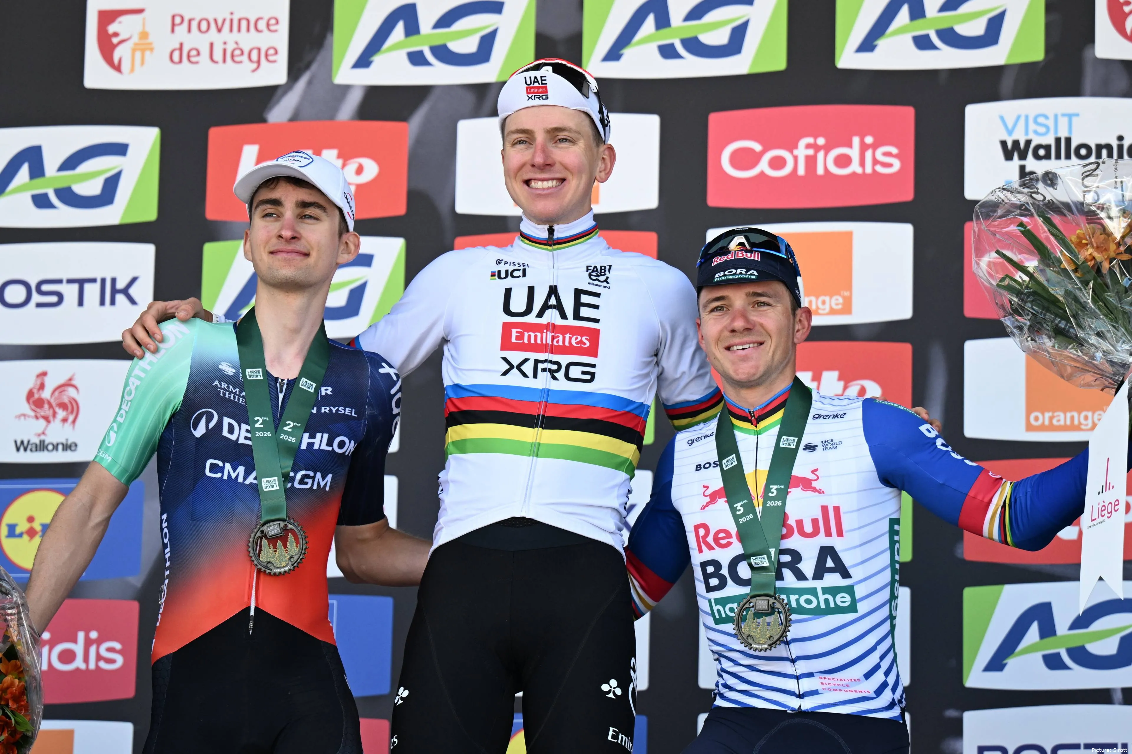 Pogacar, Seixas y Evenepoel en el podio de la Lieja-Bastoña-Lieja 2026.