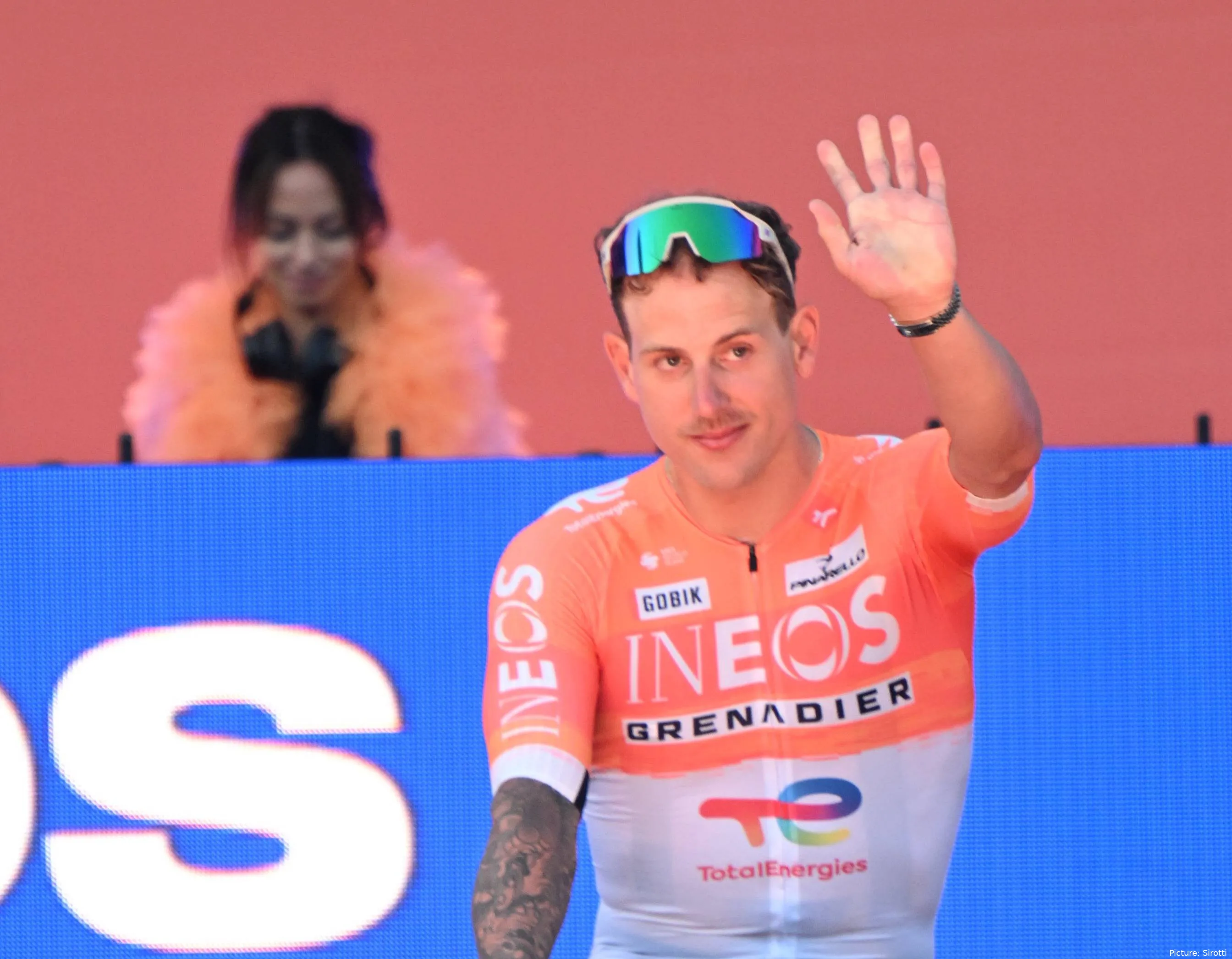 Sam Welsford waves to the crowd at the 2026 Tour Down Under