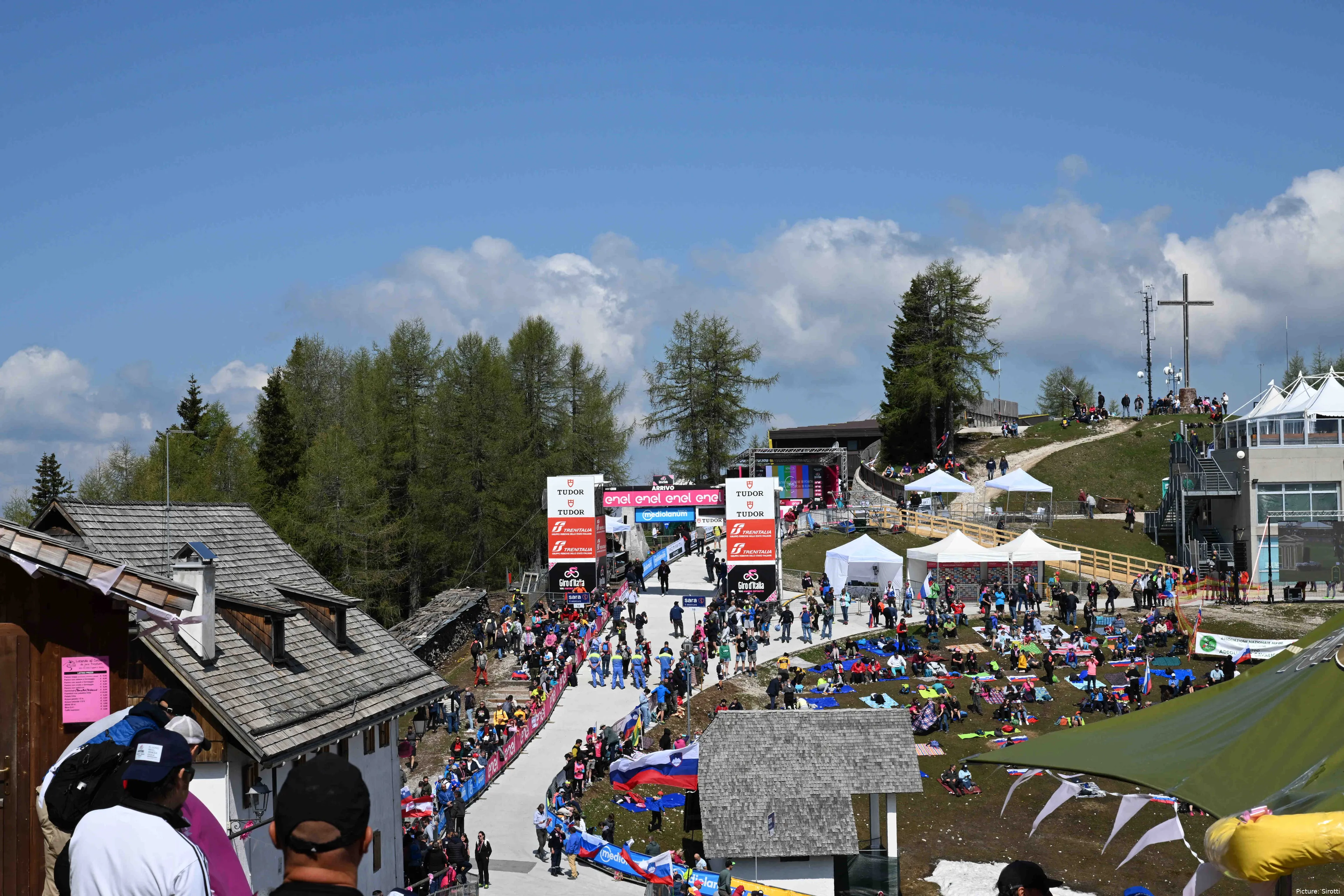 1116513445 647245137ba31