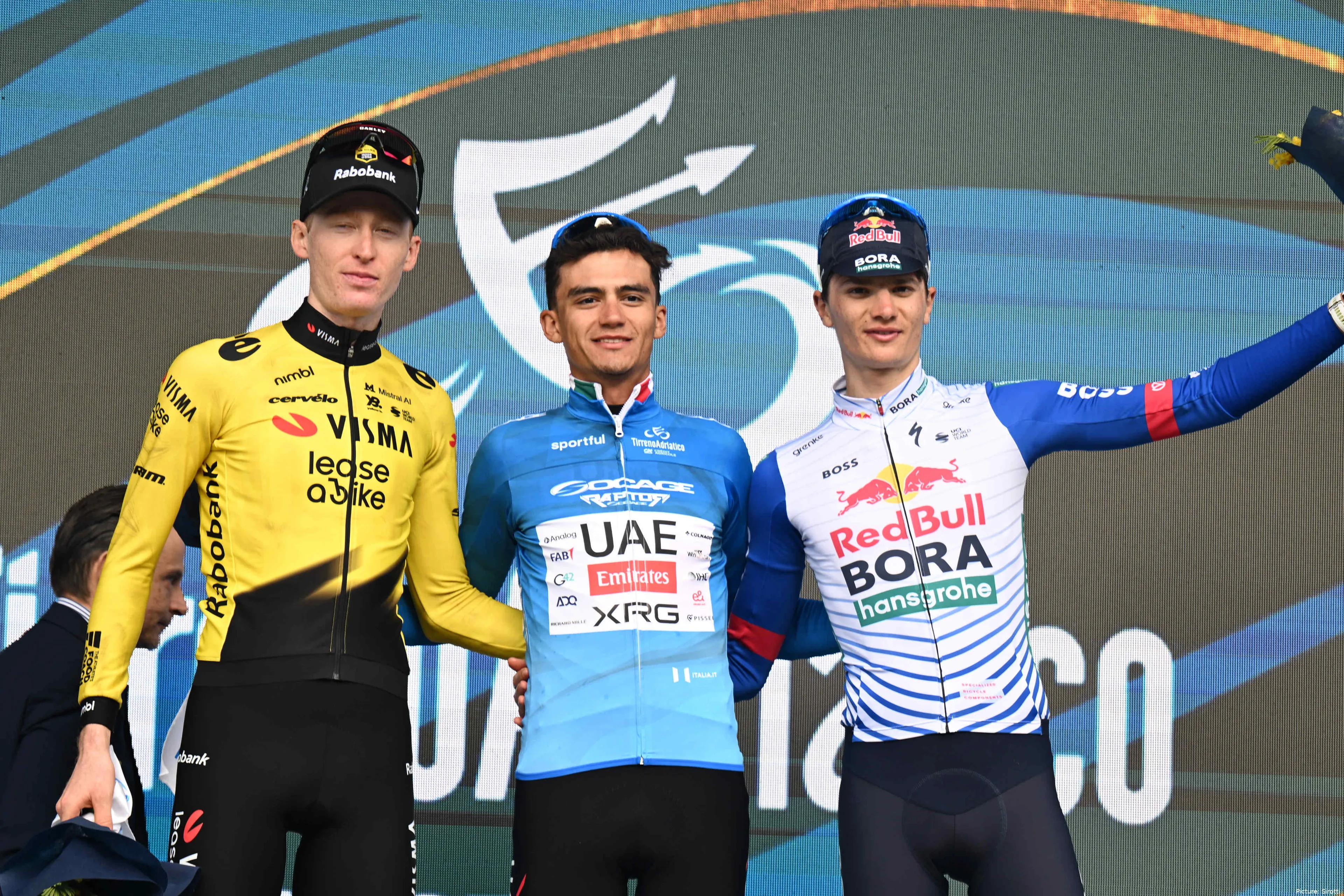 Het eindpodium van Tirreno-Adriatico 2026