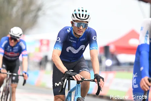 Ruben Guerreiro, en acción con Movistar Team