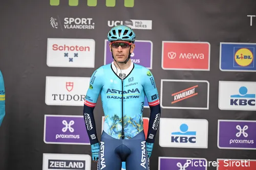Michael Morkov, en la presentación de una carrera con el maillot del Astana
