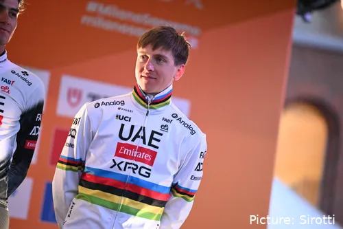 Tadej Pogacar desafía lo que es posible como ciclista