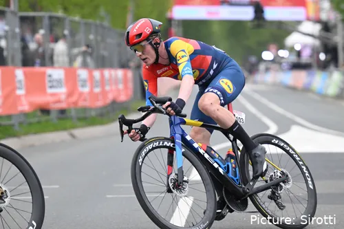 Mattias Skjelmose ganó la Andorra MoraBanc Clàssica 2025