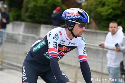 Primoz Roglic, líder de Red Bull - BORA en el Giro de Italia 2025