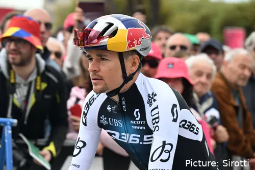 Tom Pidcock ha hecho un Giro de Italia 2025 bastante regular