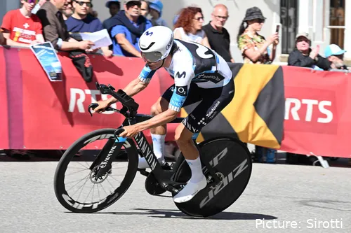 Javier Romo, estrella de Movistar Team, en la temporada 2025.