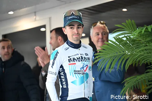 Lenny Martinez, ganador de la 8ª y última etapa del Critérium du Dauphiné 2025