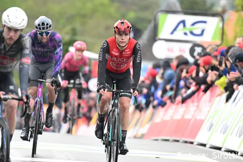 Raúl García Pierna, estrella de Arkéa con futuro en Movistar Team.&nbsp;