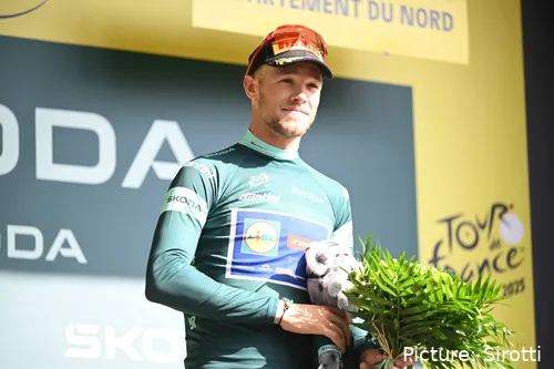 Jonathan Milan se ha hecho con el maillot verde del Tour de Francia 2025 tras la etapa 3