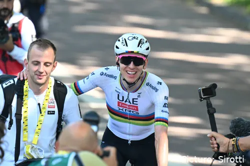 Pogacar, uno de los mejores ciclistas de la historia