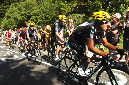 Wiggins, Froome y Porte con el Team Sky