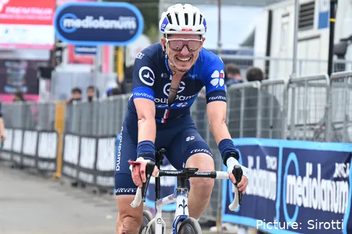David Gaudu terminó 3º en la etapa 2 de la Vuelta a España 2025
