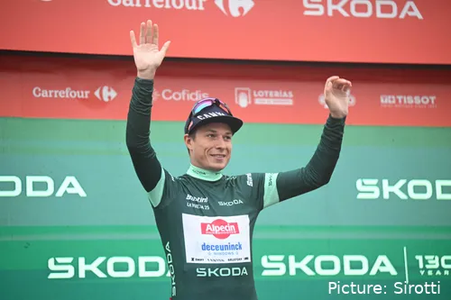 Jasper Philipsen quiere recuperar el maillot verde en esta etapa 4