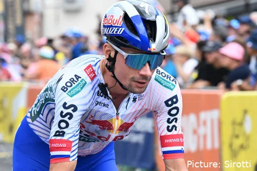 Primoz Roglic, uno de los favoritos en el Giro dell'Emilia 2025