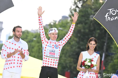 Tadej Pogacar ya es uno de los mejores ciclistas de todos los tiempos con apenas 26 años de edad