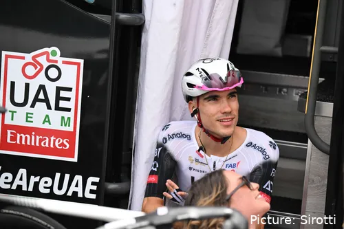 Rafal Majka dejó un consejo para Juan Ayuso