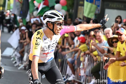 Bernal, con el maillot de campeón nacional de Colombia