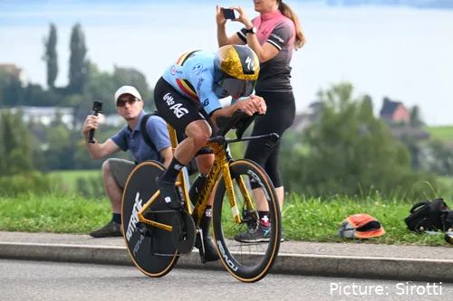Remco Evenepoel es doble campeón del mundo en contrarreloj