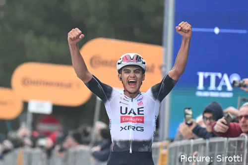 Isaac del Toro llega al Trofeo Matteotti con un brillante 3 de 4