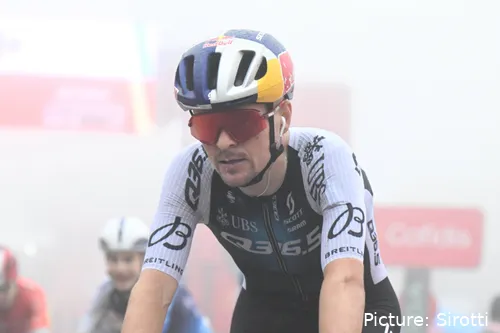 Tom Pidcock viene de completar una Vuelta a España 2025 espectacular