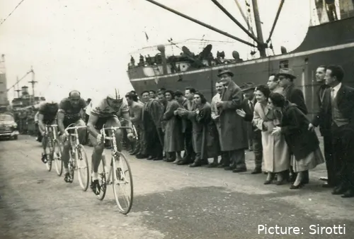 El ciclismo es un deporte con más de 100 años de historia.