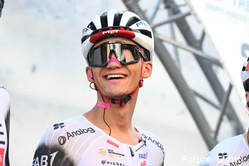 Isaac del Toro cierra 2025 con doblete en los Campeonatos Nacionales de México.
